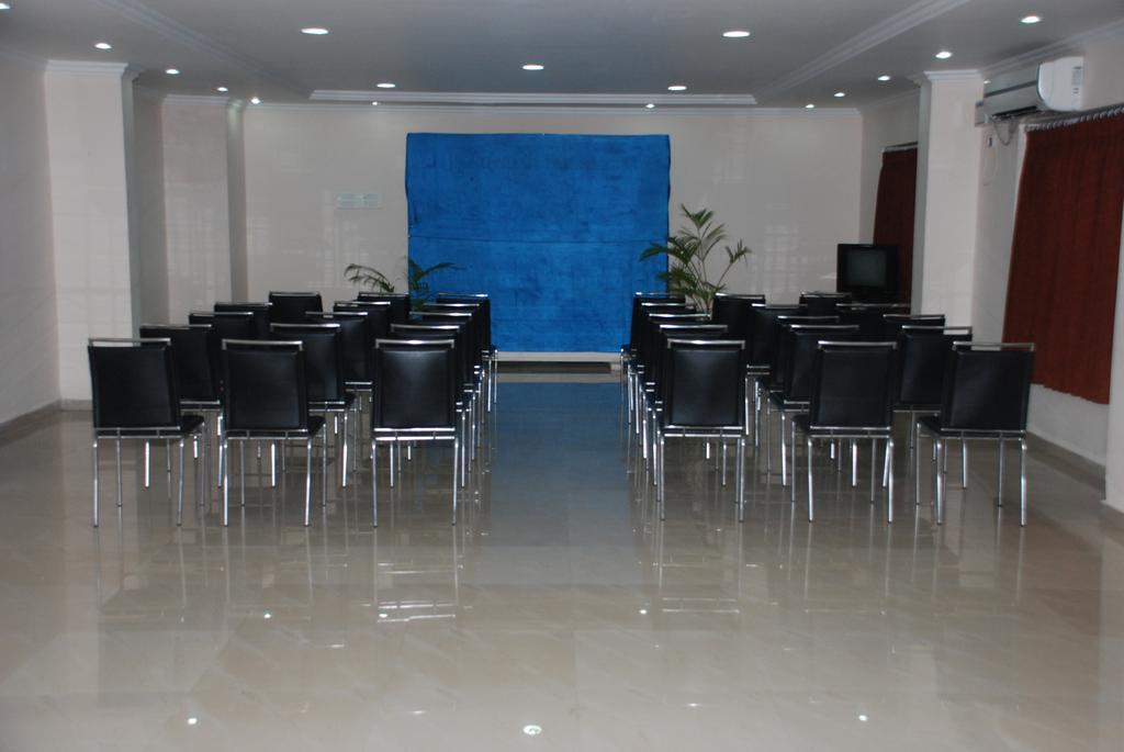 Hotel Vpn Residency Velankanni Exterior foto